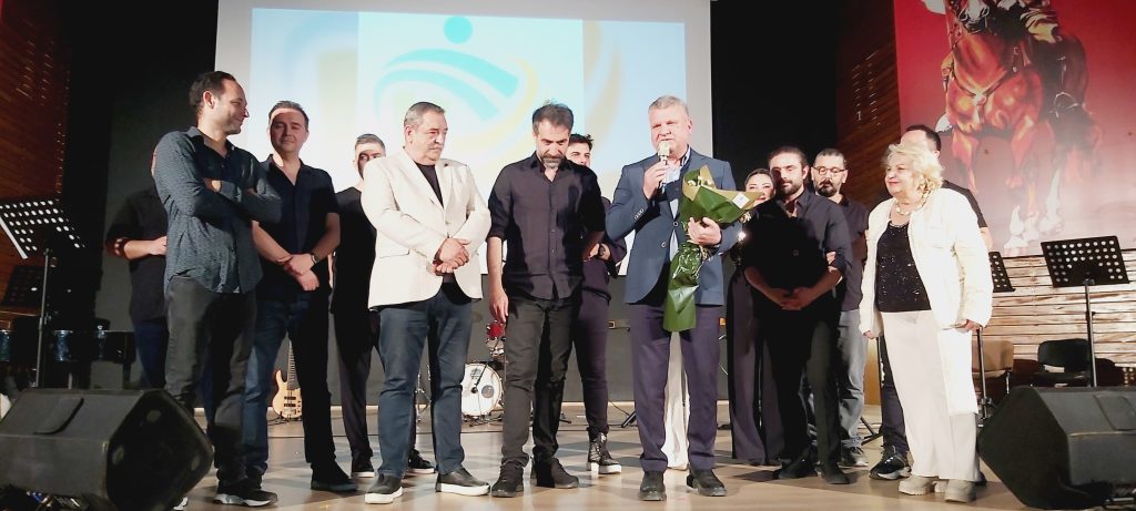 Edremit Kent Orkestrası Mest Etti 7 20250512 213725 |