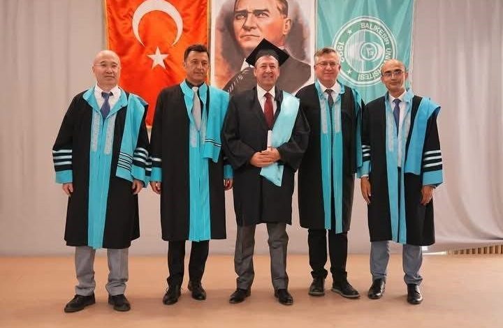60 yasinda universite diplomasi sahibi oldu 4dcaee9bbe61 |