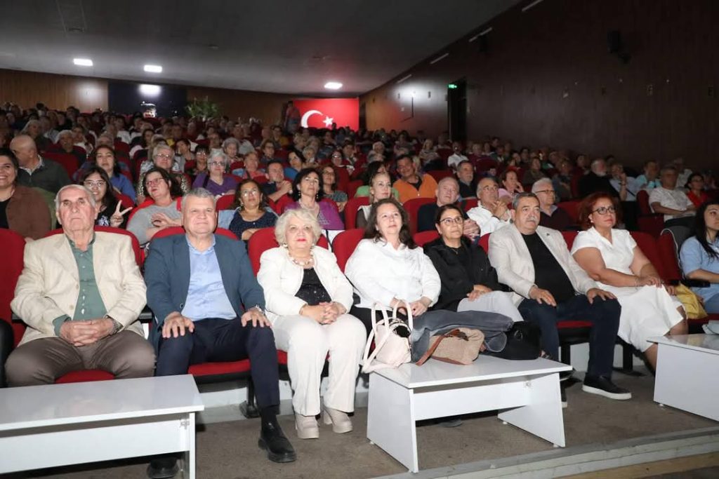 Edremit Kent Orkestrası Mest Etti 6 FB IMG 1747084707977 |