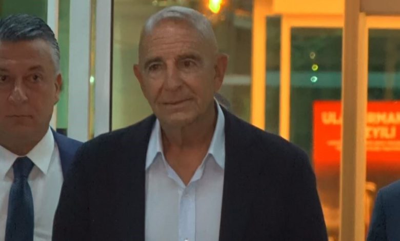 abdnin yeni ankara buyukelcisi tom barrack baskente geldi 783ef32552f7 |