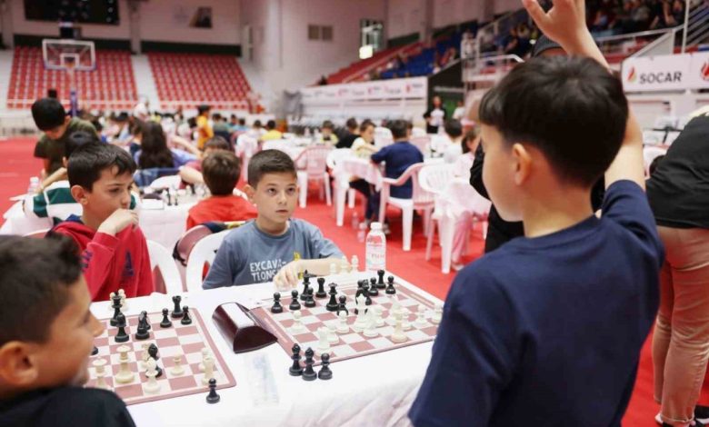 aliagada kyme satranc turnuvasi duzenlendi 5a3ffa277772 |