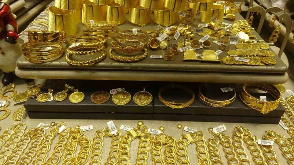 altin dusuyor uzmanlar uyariyor altin duserken panik degil strateji kazandirir 88a9e729453b |