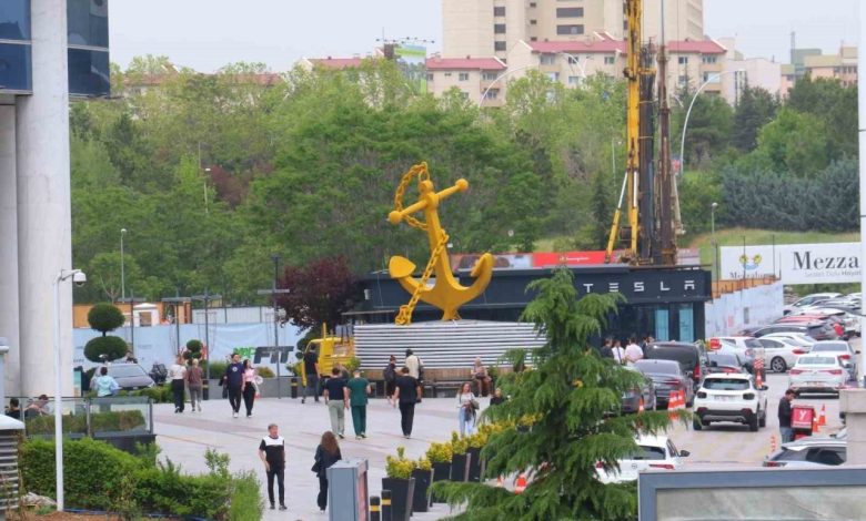 Ankara’da çıkan fırtınada Tesla Bayii’nin çatısı uçtu 1 ankarada cikan firtinada tesla bayiinin catisi uctu c60153e1bb84 |