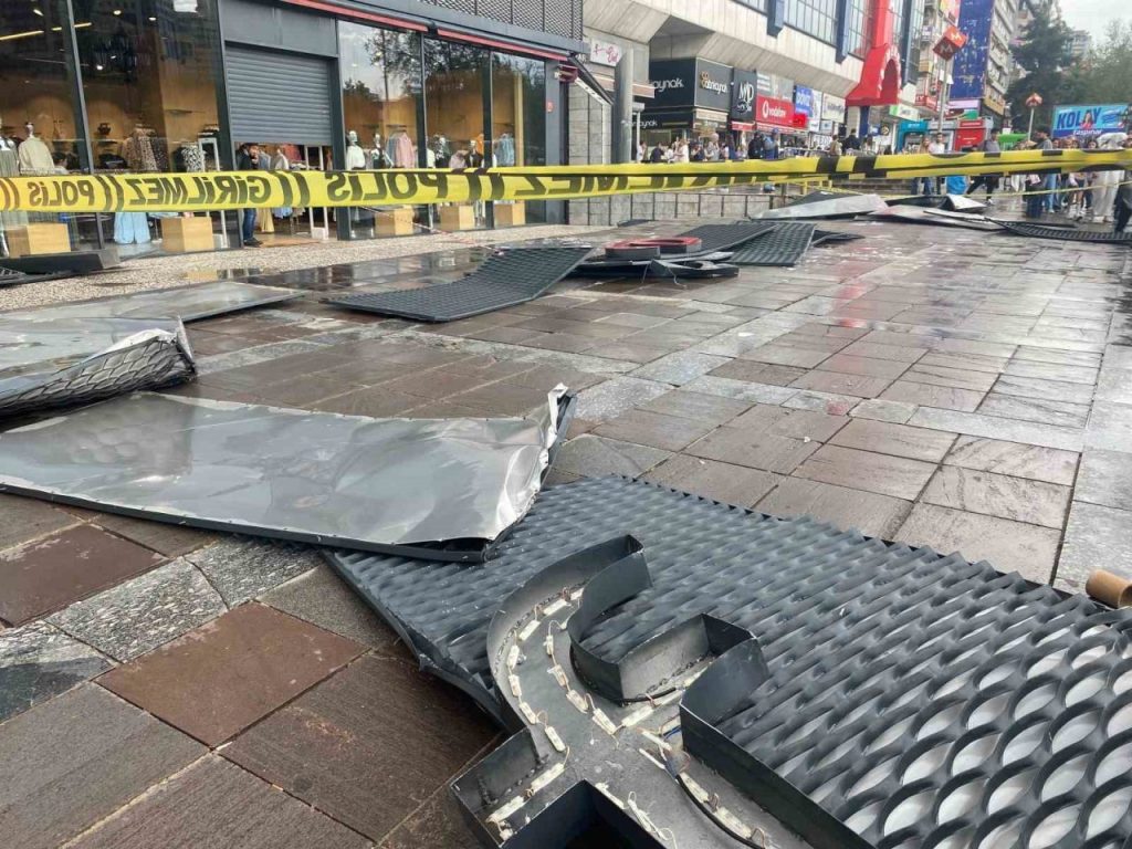 ankarada firtina magazanin talelasini ucurdu f4687566345e |