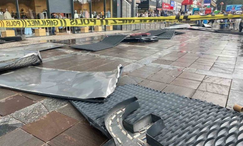 Ankara’da fırtına mağazanın talelasını uçurdu 1 ankarada firtina magazanin talelasini ucurdu f4687566345e |