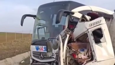 ankarada kamyon ile yolcu otobusu carpisti 1 olu 5 yarali 4b09f55c1624 |