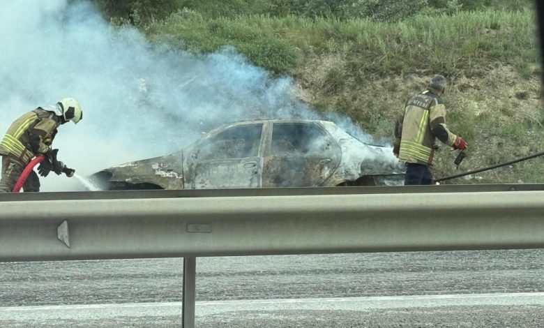 ankarada seyir halindeki aracta yangin e11b01658401 |