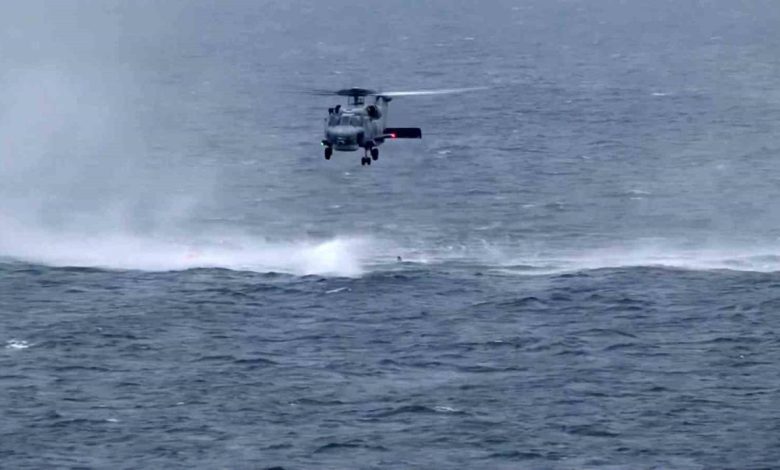 Antalya’da tatbikat kapsamında uçuş faaliyeti icra eden helikopter denize acil iniş yaptı 1 antalyada tatbikat kapsaminda ucus faaliyeti icra eden helikopter denize acil inis yapti c6c7541bca00 |