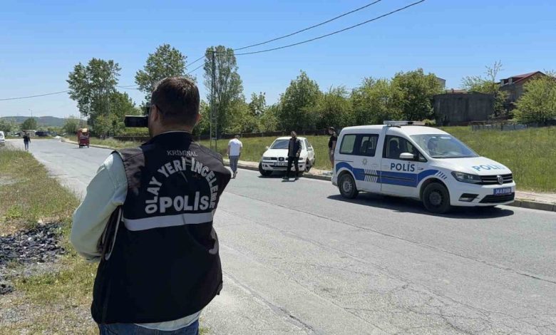 arnavutkoyde alacakli olduklari kisinin onunu kesip kursun yagdirdilar 7dd0d2b4fa9c |