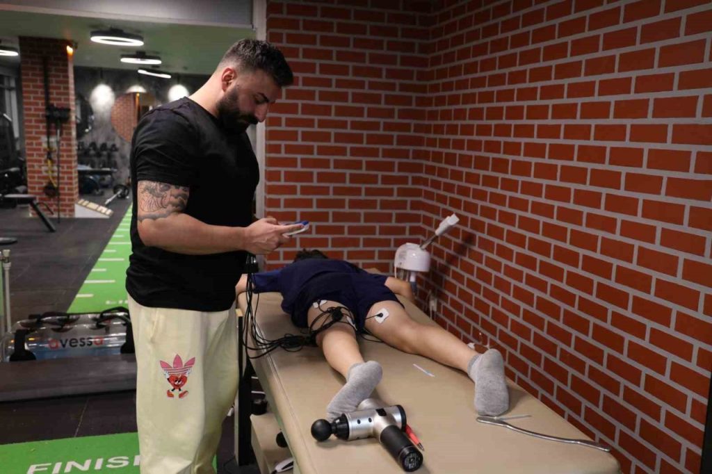 atletik performans antrenoru burak hakan bolattan sporcu velilerine uyari df42dc127f61 |