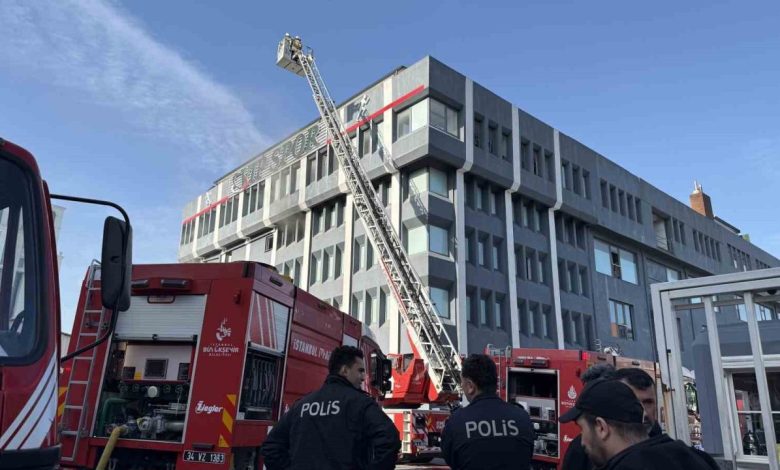 bagcilarda tekstil fabrikasinda cikan yangin korkuttu a06e31cc319a |