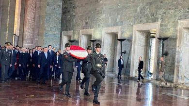 bakan baktan gencler ve sporcularla anitkabire ziyaret b99f1ea641b4 |