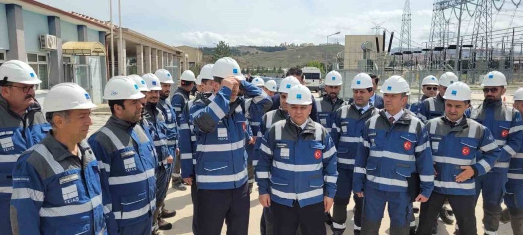 bakan bayraktar elektrik dagitim hizmetlerimizi kaliteli ve kesintisiz bir sekilde vermeye devam edecegiz 28d8f913bdc6 |