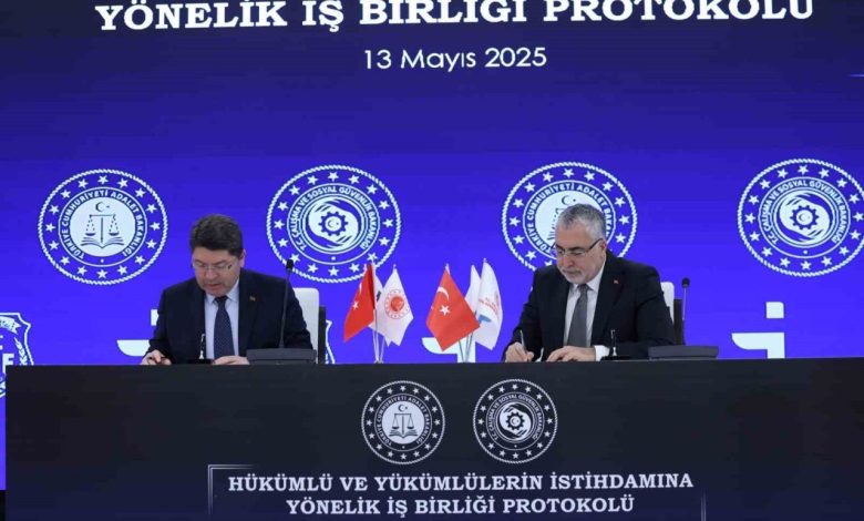 Bakan Işıkhan: "Eski hükümlülerin kendi iş yerini kurmaları için verilen hibe desteğini 300 binden 435 bin liraya çıkardık" 1 bakan isikhan eski hukumlulerin kendi is yerini kurmalari icin verilen hibe destegini 300 binden 435 bin liraya cikardik 3593880027c0 |