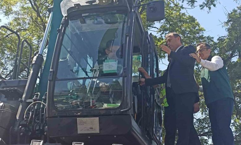 bakan yumakli 68 taskin maksatli depolama tesisiyle 20 milyon dekarlik alanda kontrol tesisleri olusturulmus durumda 4df599b31f7c |