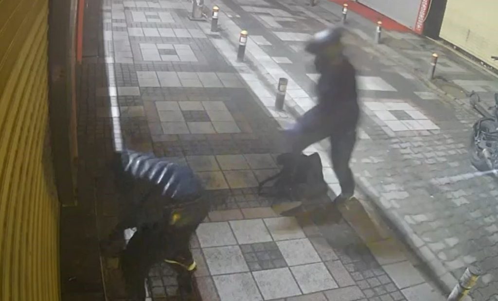 bakirkoyde 10 milyon liralik kuyumcu soygunu kamerada 3 tutuklama 874b032305c9 |