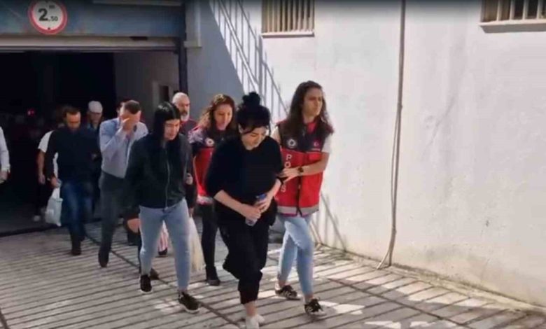 balikesirde fuhsa darbe 3 tutuklama 61e9693544a6 |