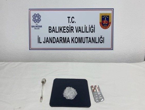 Balıkesir’de kaçakçılık ve uyuşturucu operasyonu: 6 Gözaltı 1 balikesirde kacakcilik ve uyusturucu operasyonu 6 gozalti 7d33399b3d71 |