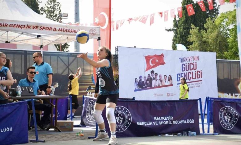balikesirli gencler genclik haftasinda spora doydu cb58ff9e3a29 |