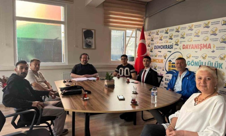 bandirma kent konseyinde secim krizi 133cf9b46165 |