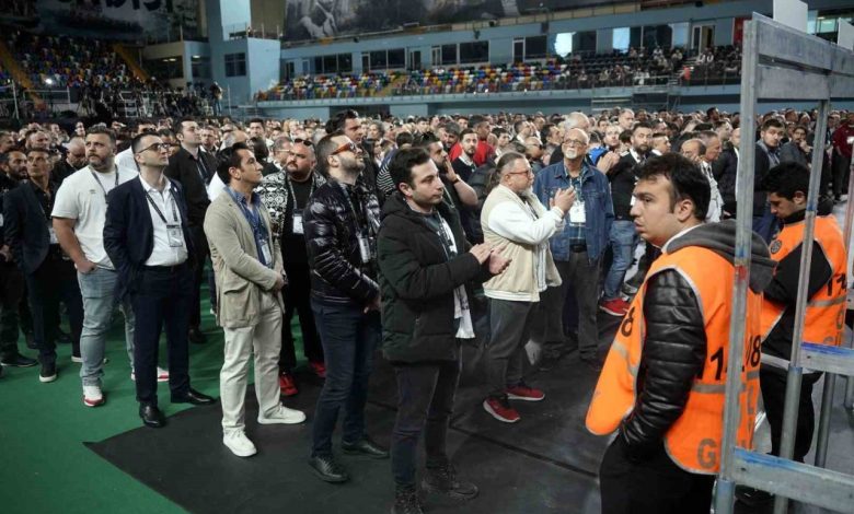 Beşiktaş’ta oy verme işlemi başladı 1 besiktasta oy verme islemi basladi f523d068e91f |