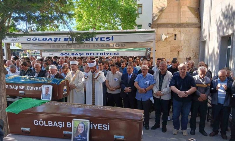 beton kemerin uzerlerine devrilmesi sonucu hayatini kaybeden cift son yolculuklarina ugurlandi fbb96ea5ae14 |