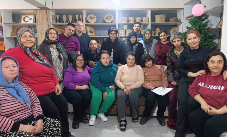 boed genel baskani ozlemis engelli annelerini unutmadi 6a4ae6ac2281 |