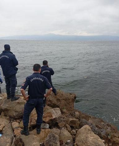 bursa mudanyada kiyiya ceset vurdu 49483ab164eb |