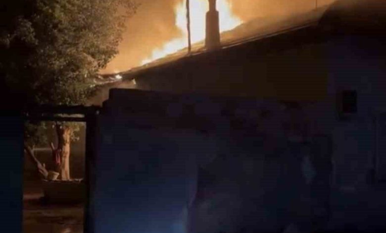 bursada ahir alevlere teslim oldu 458f36533efb |