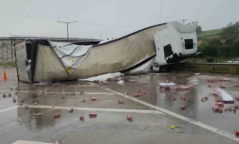 bursada alkol yuklu tir devrildi e0051130e2b2 |