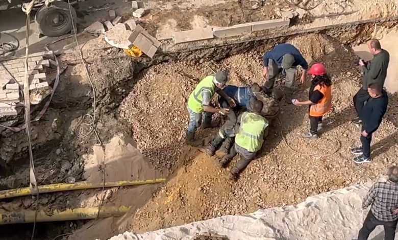 bursada altyapi calismalari sirasinda toprak altinda kalan isci agir yaralandi e224f1d8dc38 |