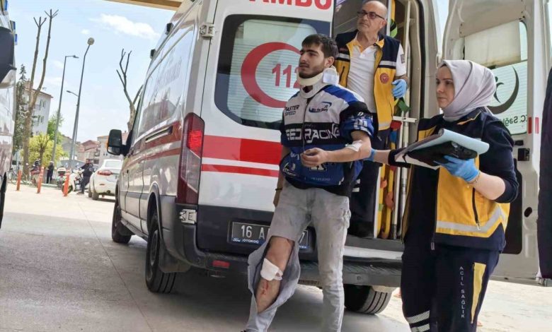Bursa’da otomobille motosiklet çarpıştı: 1 yaralı 1 bursada otomobille motosiklet carpisti 1 yarali acd1daa0e65d |