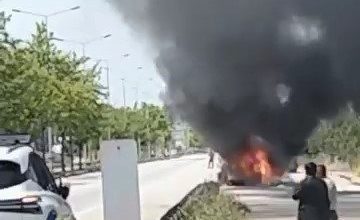 bursada seyir halindeki otomobil alev alev yandi 6716bdfa573c |