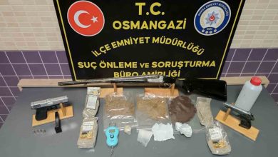 bursada uyusturucu tacirlerine gecit yok 4a0725e56471 |
