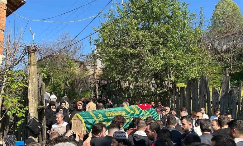 bursadaki feci kazada hayatini kaybeden genc surucu topraga verildi 44ddbeb9ddaa |