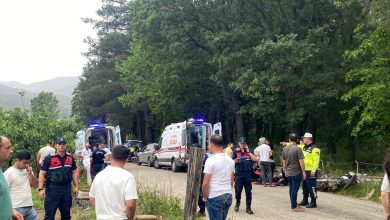canakkalede otomobil ile motosiklet carpisti 4 yarali 694fc050c1de |