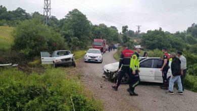 canda trafik kazasi 2 yarali 115b6ea179c8 |