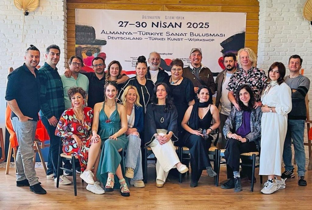 cesmede turk alman sanat bulusmasi 7 alacati sanat calistayi ve sergisi sanatseverlerle bulustu c5f499fe7b88 |