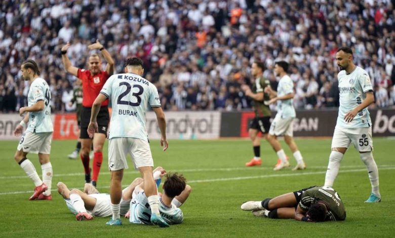 Chamberlain ve Uduokhai oyuna devam edemedi 1 chamberlain ve uduokhai oyuna devam edemedi af914de7df4c |