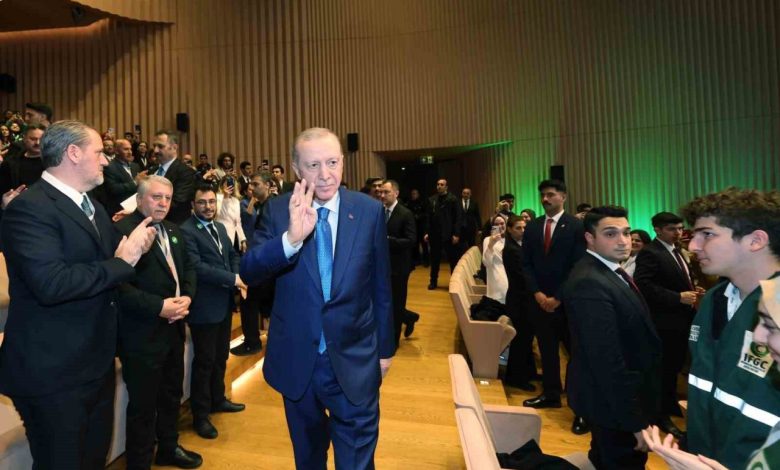 cumhurbaskani erdogan bagimliligin her cesidiyle mucadeleye devam edecegiz 5d6a1cc86328 |