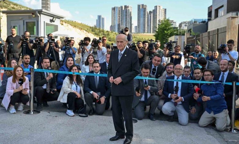 cumhurbaskani erdogan mhp genel baskani bahceliyi ziyaret etti 20be8e87b662 |
