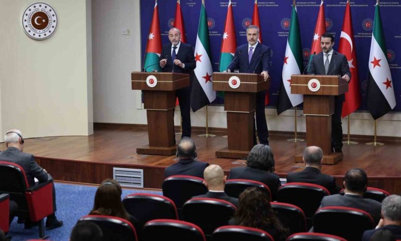 Dışişleri Bakanı Fidan: "Kalıcı barış ve istikrarın bölgemize hakim olması açısından ben bu kararı oldukça önemli görüyorum" 1 disisleri bakani fidan pkknin fesih karari kalici baris ve istikrarin bolgemize hakim olmasi acisindan ben bu karari oldukca onemli goruyorum f849ecd86347 |