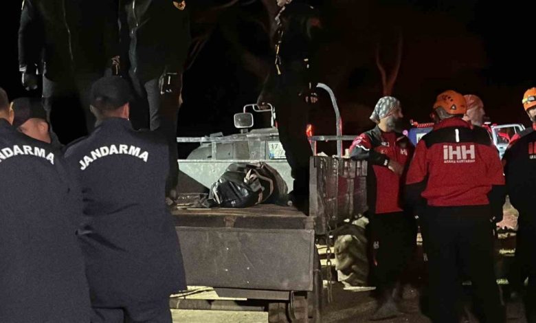 Doğa yürüyüşünde kaybolan müdür yardımcısının cansız bedeni morga kaldırıldı 1 doga yuruyusunde kaybolan mudur yardimcisinin cansiz bedeni morga kaldirildi 30a364fd7707 |