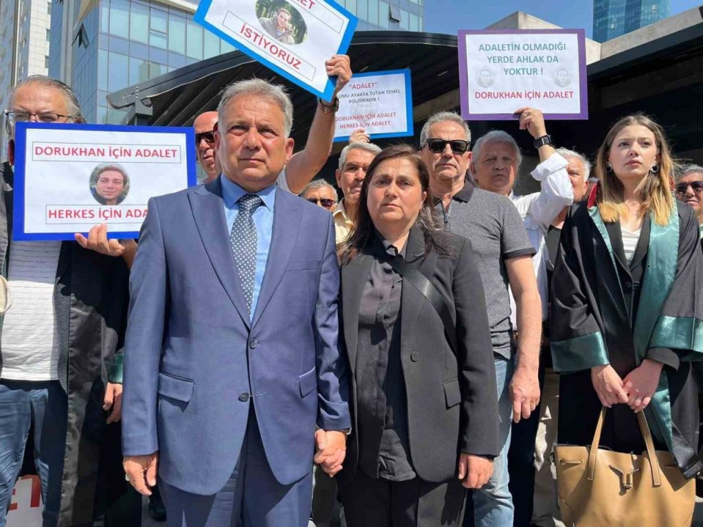 dorukhanin olumuyle ilgili 8 polis hakim karsisinda 4c14c1f1b19d |