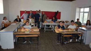 edremitte acilan baglama kursu agir misafirleri agirladi d638e47f5e51 |