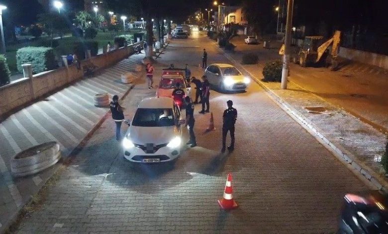 edremitte sok asayis ve trafik uygulamasinda 4 aranan sahis yakalandi fceb5700cc79 |