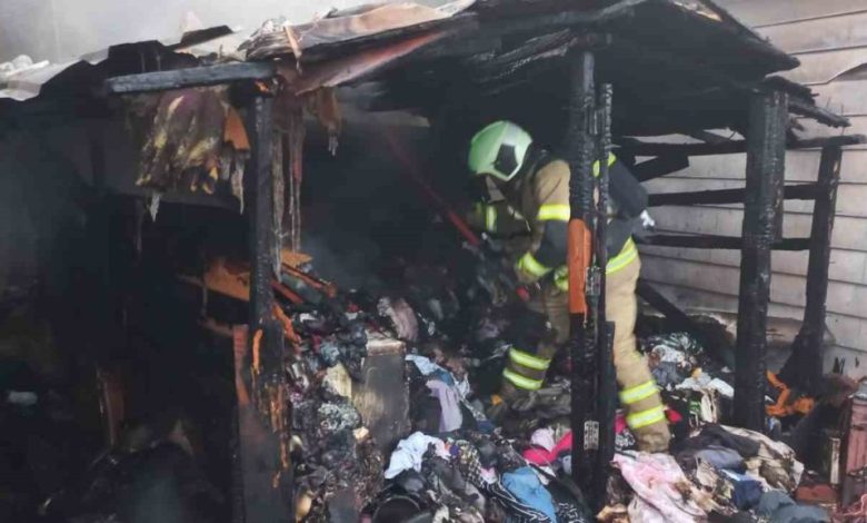 erdekte yangin konteyner ev kullanilamaz hale geldi 309e083b9712 |