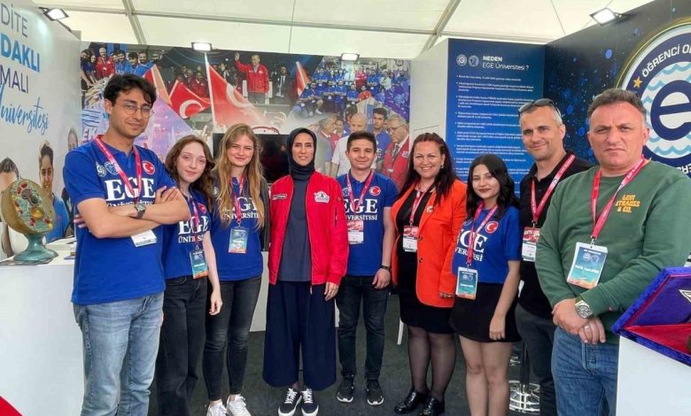 eunun standi teknofest kktcde teknoloji tutkunlarinin ilgi odagi oluyor fab9ff7a72bb |