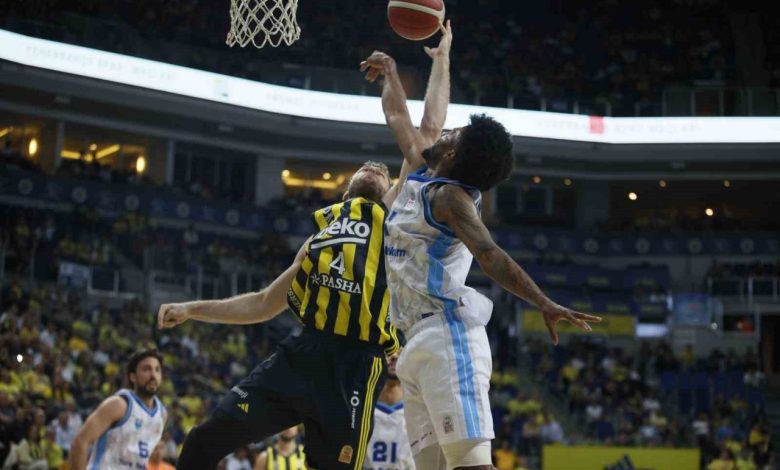 Fenerbahçe seride 1-0 öne geçti 1 fenerbahce seride 1 0 one gecti 3fbc24e4e7ef |
