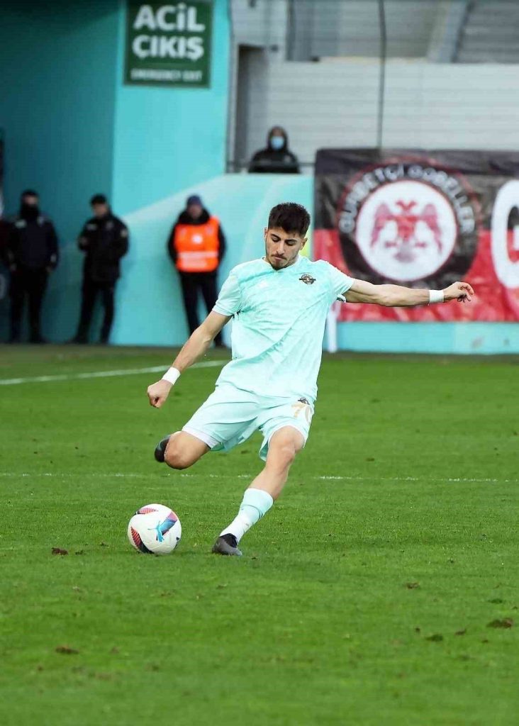 furkan orak buyuk kuluplerinden hedefinde f4dba5a33f67 |